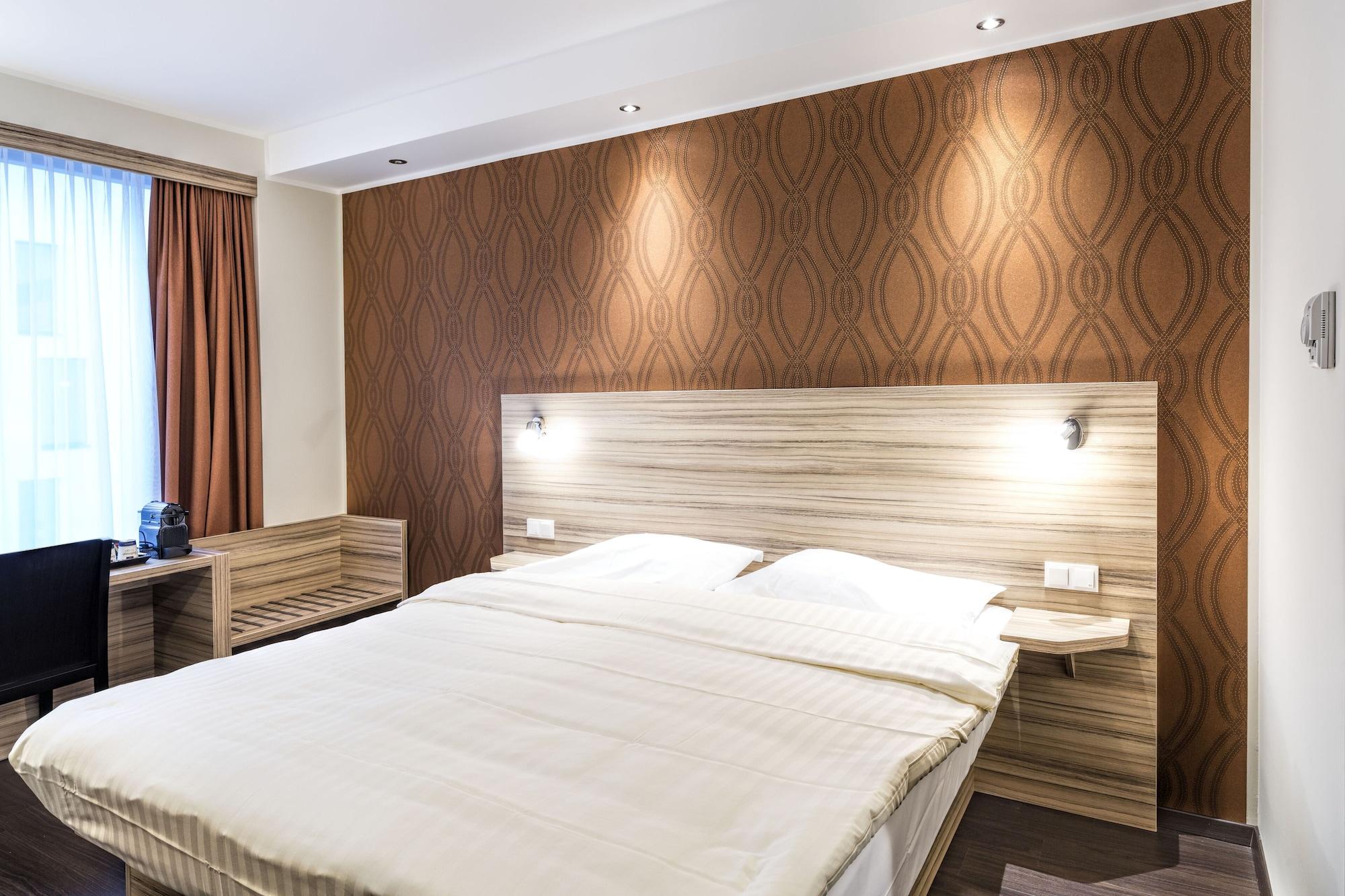 Leonardo Boutique Hotel Linz City Center Exterior photo
