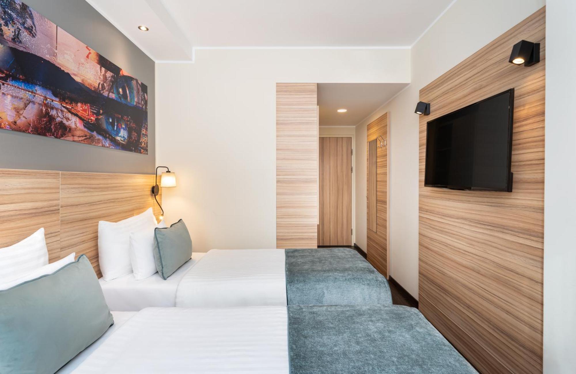 Leonardo Boutique Hotel Linz City Center Exterior photo